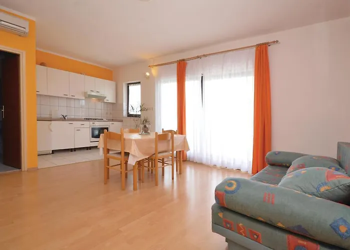 Apartment Mladen-2 By Interhome Vodice