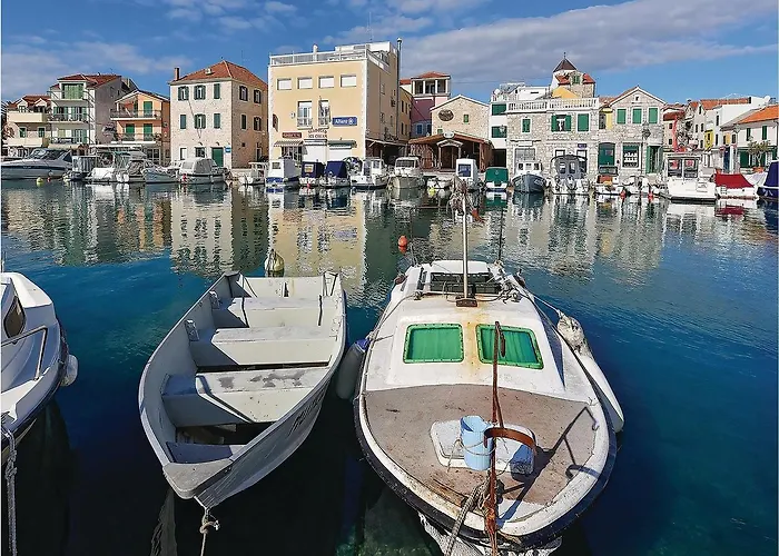 Apartment Mladen-2 By Interhome Vodice